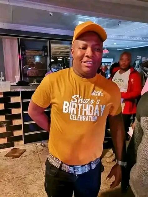 Bacardi music pioneer Vusi Ma R5 has died .